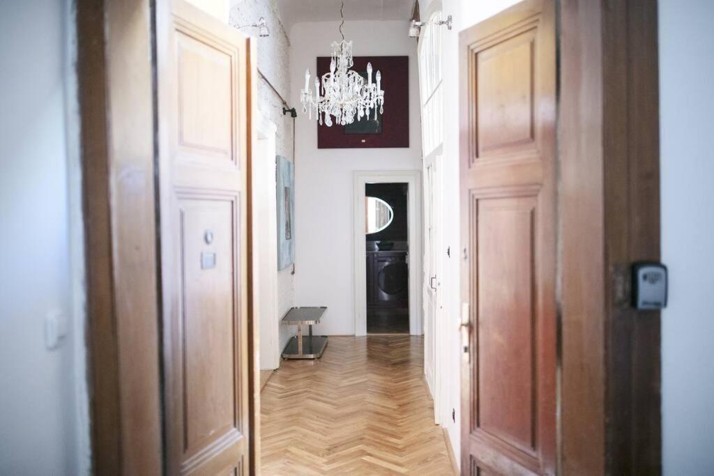 King Charles Apartment Prag Exteriör bild