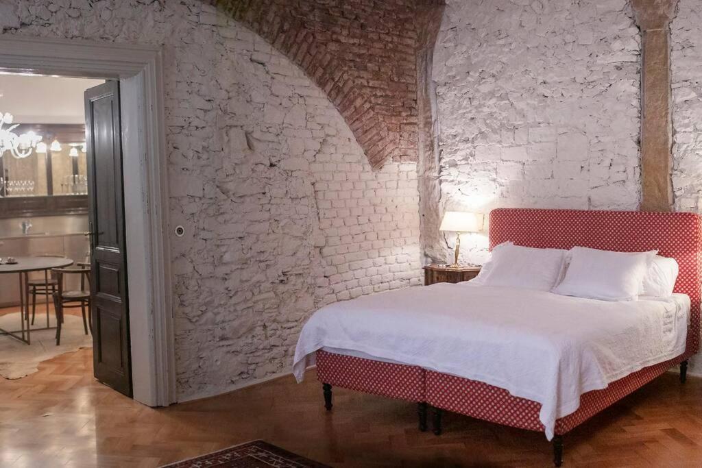 King Charles Apartment Prag Exteriör bild